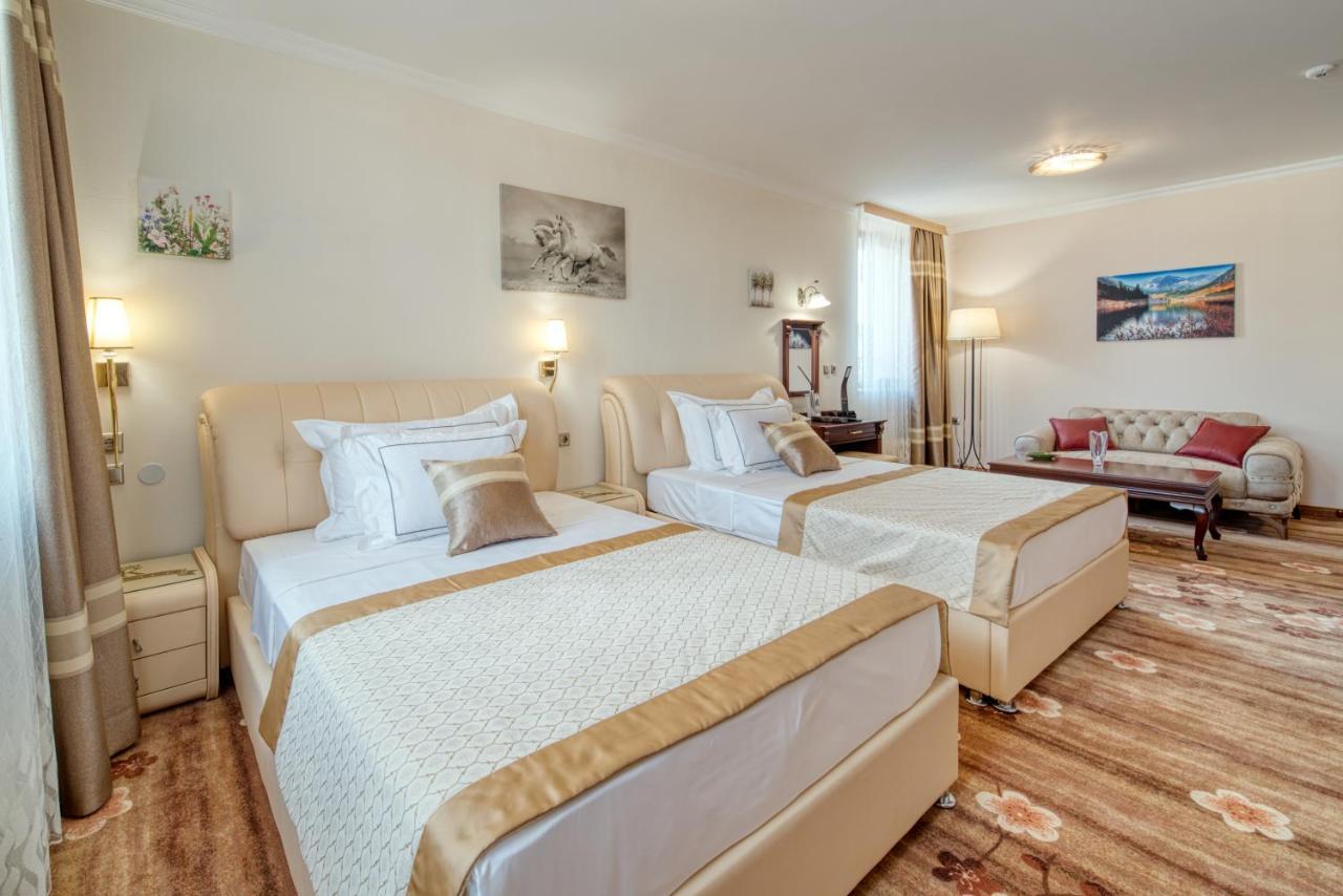 Residence Konstantina Palace Kazanlŭk Extérieur photo